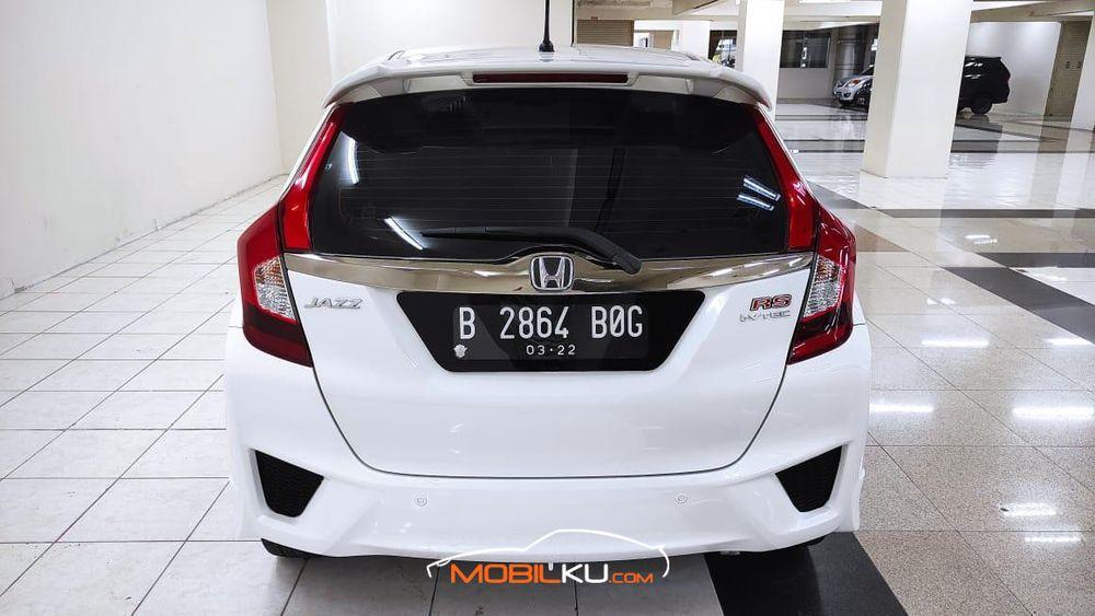 Mobil Honda Jazz 2017