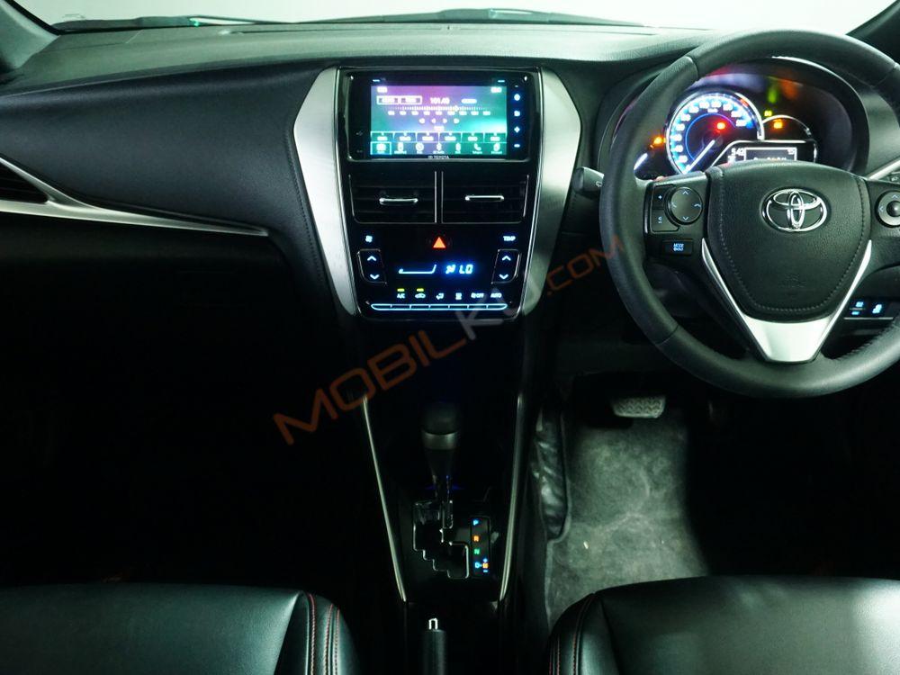 Mobil Toyota Yaris 2019