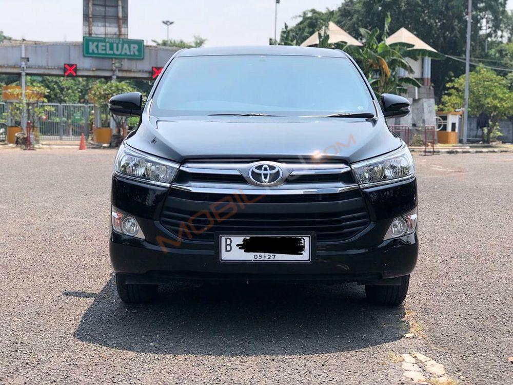 Mobil Toyota Kijang Innova 2020