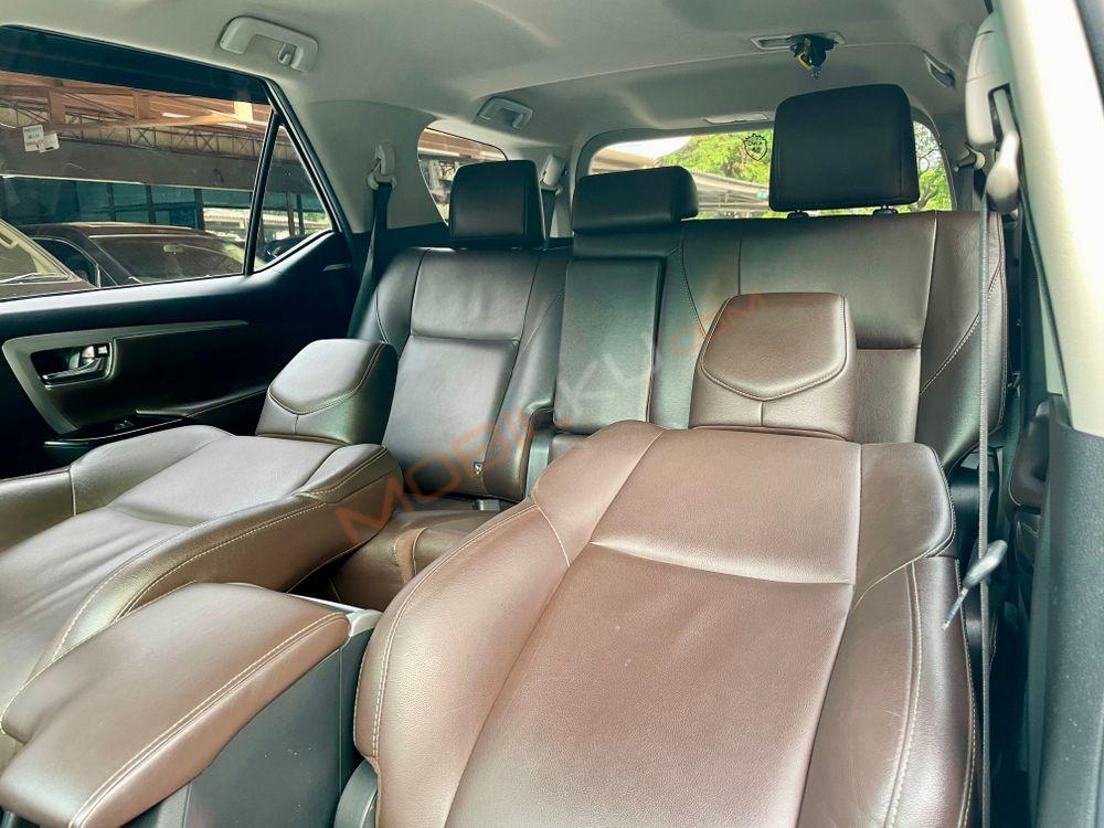 Mobil Toyota Fortuner 2020