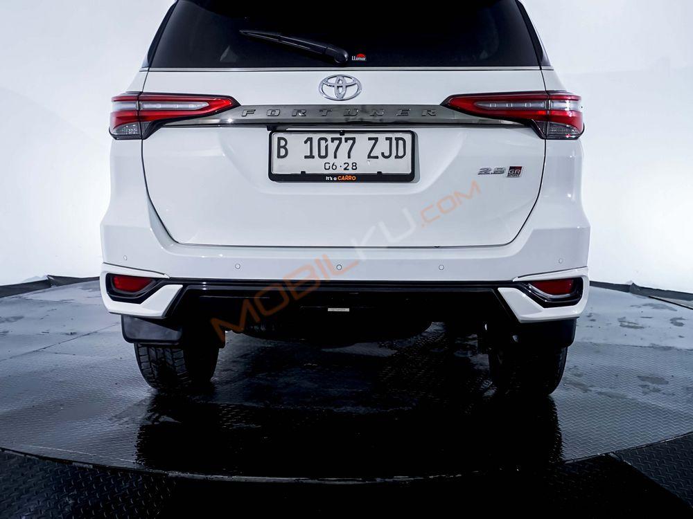 Mobil Toyota Fortuner 2023