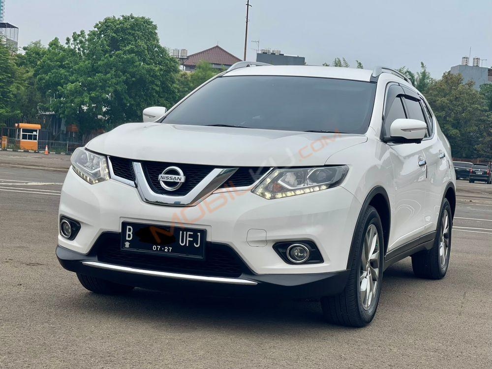 Mobil Nissan X-Trail 2017