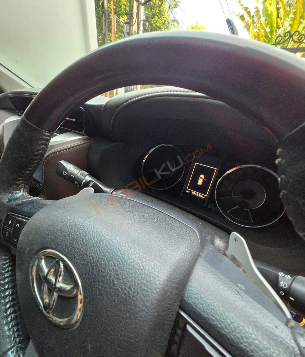 Mobil Toyota Fortuner 2016