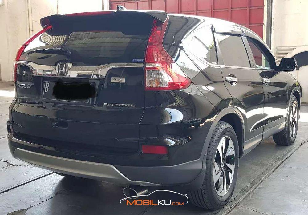 Mobil Honda CR-V 2017