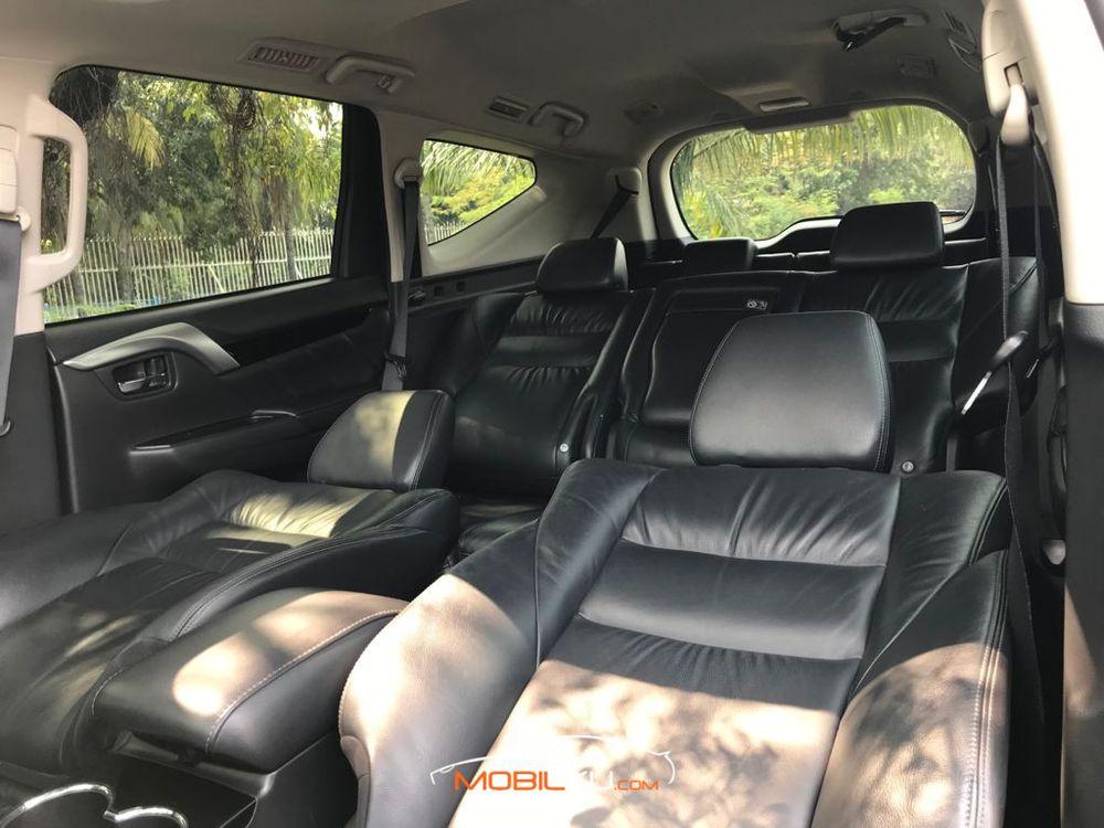 Mobil Mitsubishi Pajero Sport 2018