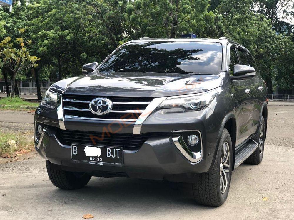 Mobil Toyota Fortuner 2017