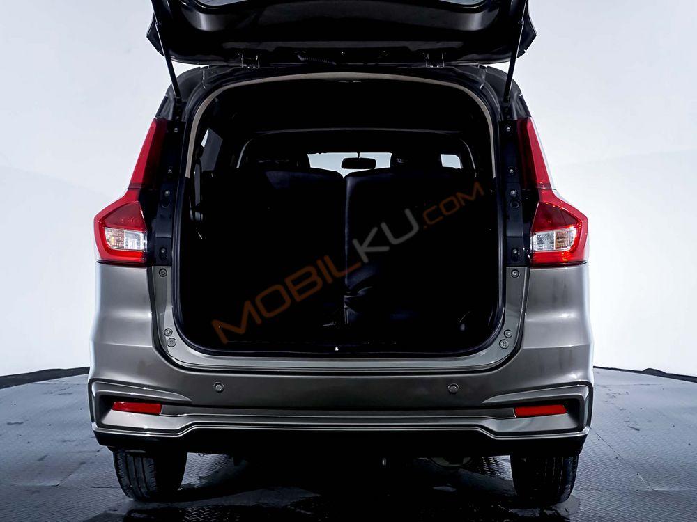 Mobil Suzuki Ertiga 2021