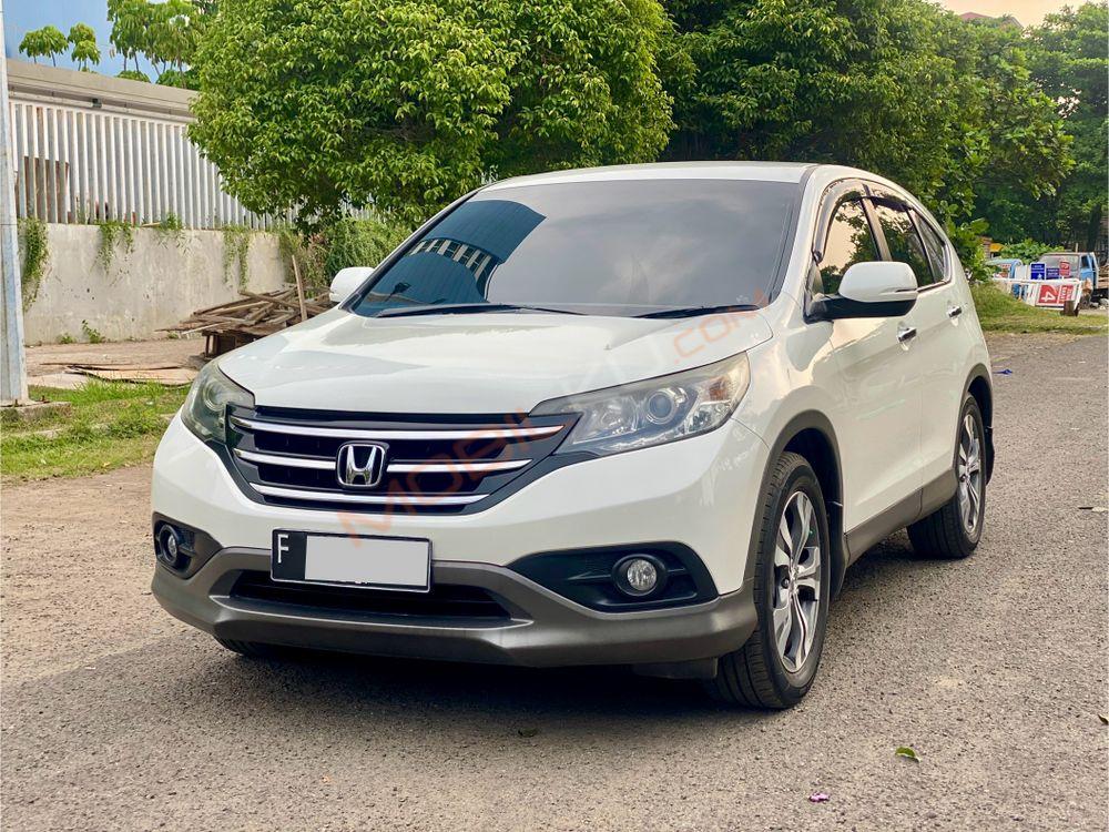 Mobil Honda CR-V 2012