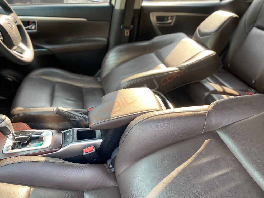 Mobil Toyota Fortuner 2016