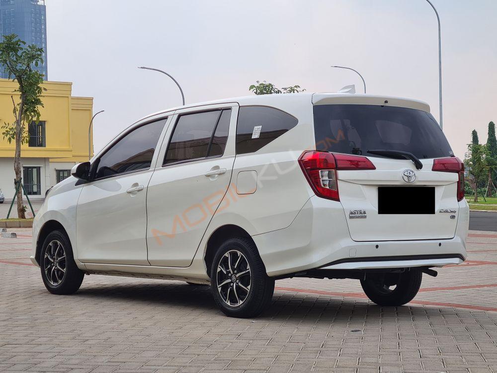 Mobil Toyota Calya 2022