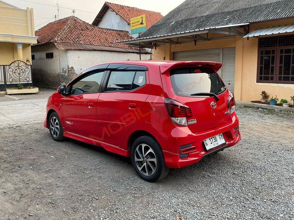Mobil Toyota Agya 2018
