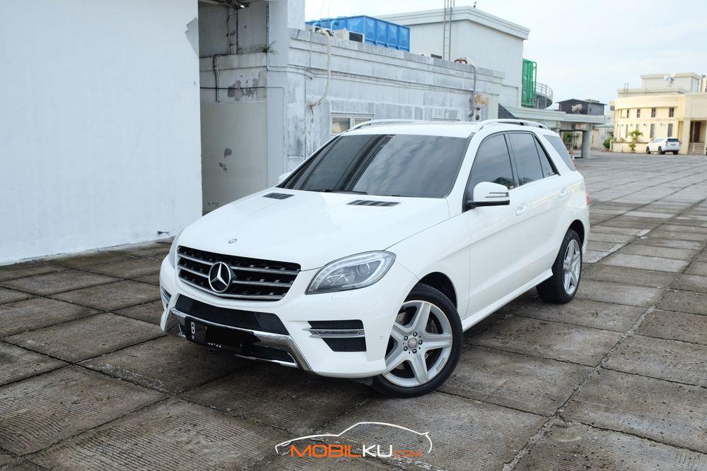 Mobil Mercedes-Benz ML 2015