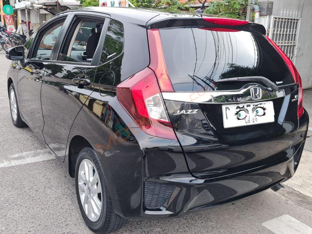 Mobil Honda Jazz 2019