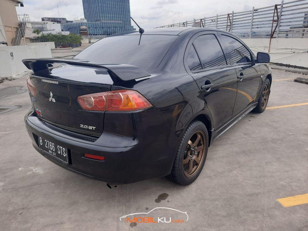 Mobil Mitsubishi Lancer 2008
