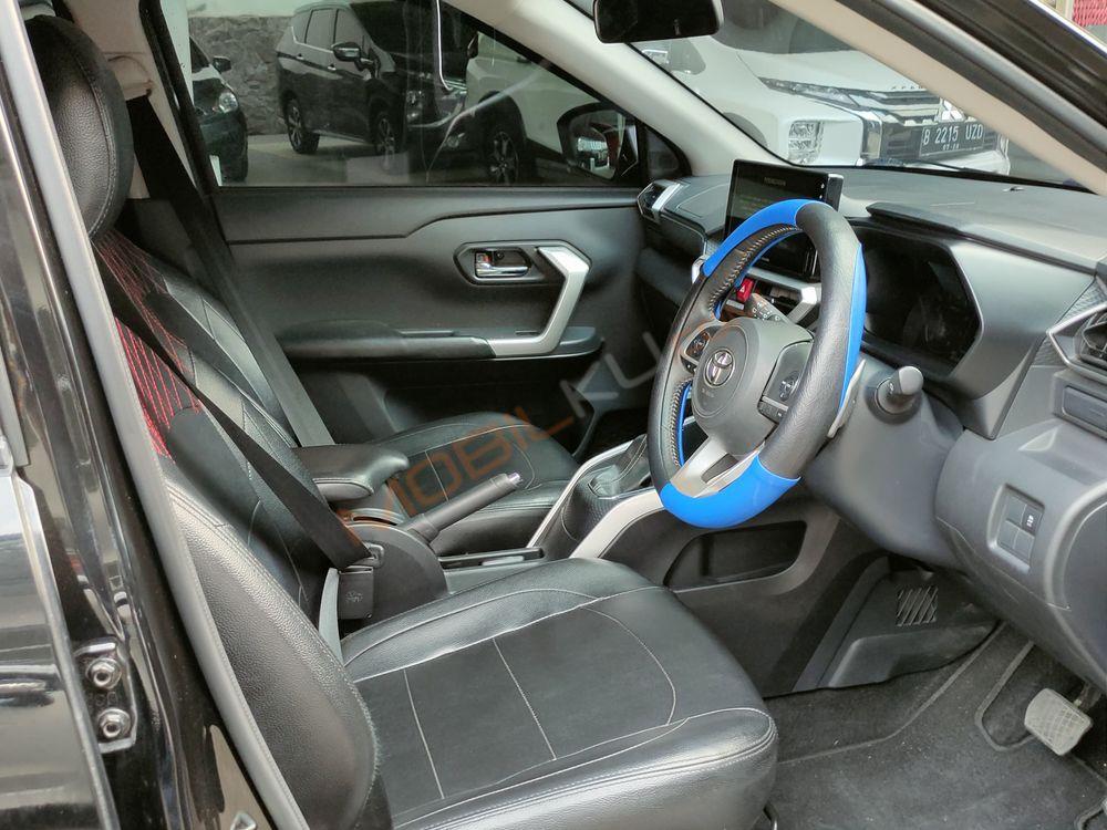 Mobil Toyota Raize 2021