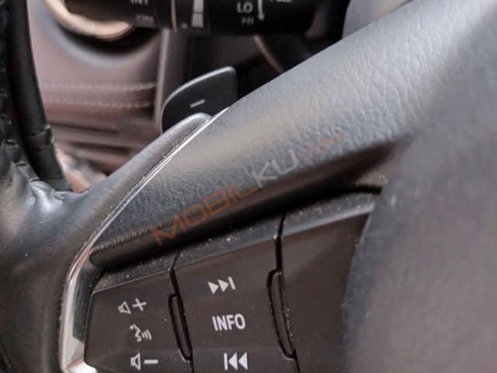 Mobil Mazda 2 Hatchback 2018