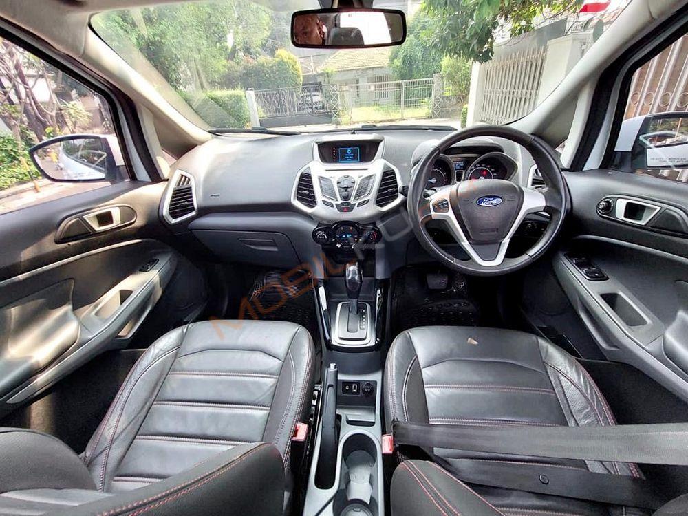 Mobil Ford EcoSport 2014