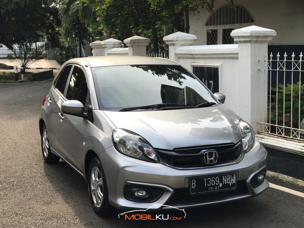 Mobil Honda Brio 2016