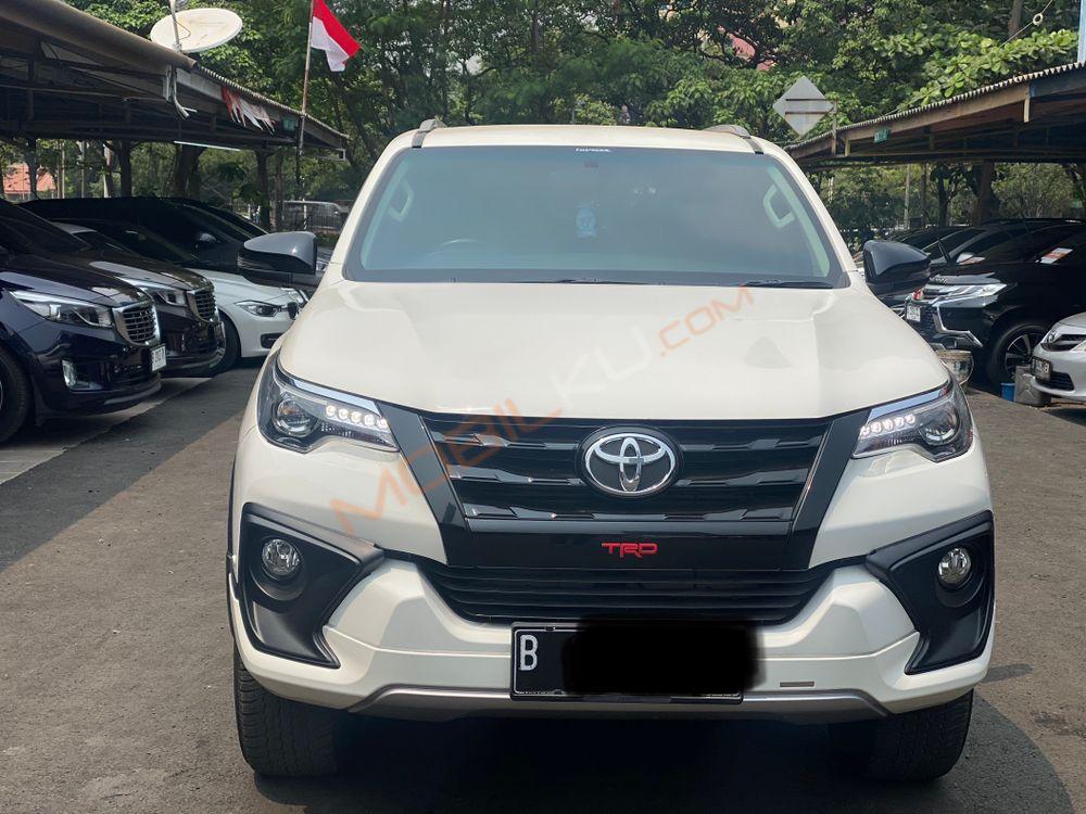 Mobil Toyota Fortuner 2019