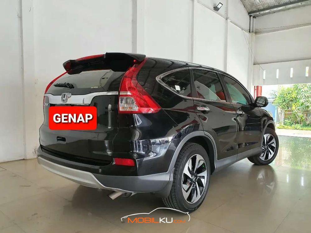 Mobil Honda CR-V 2016