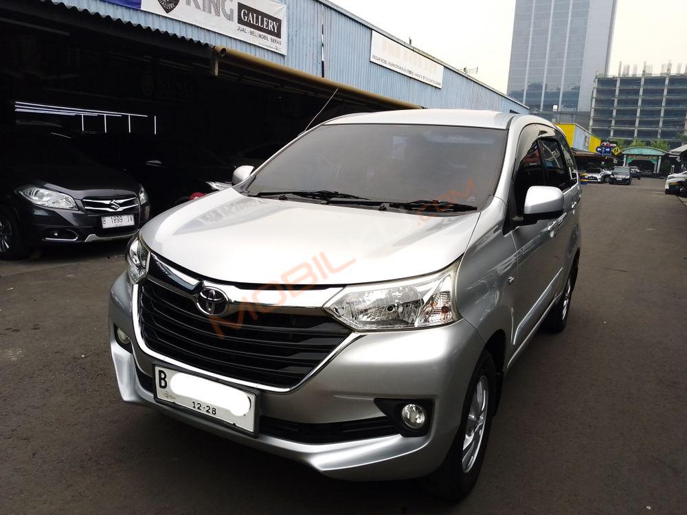 Mobil Toyota Avanza 2018