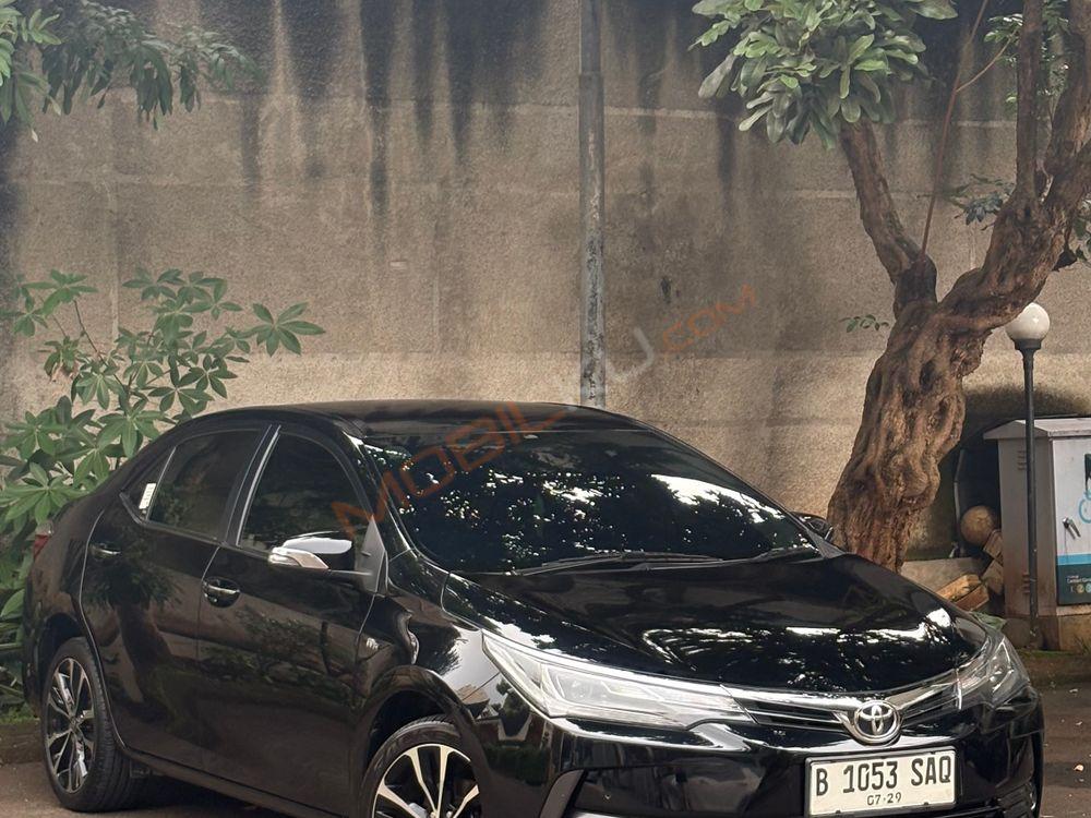 Mobil Toyota Corolla 2019