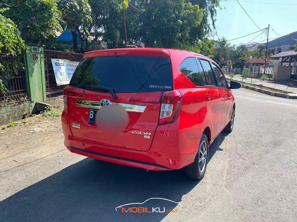 Mobil Toyota Calya 2018