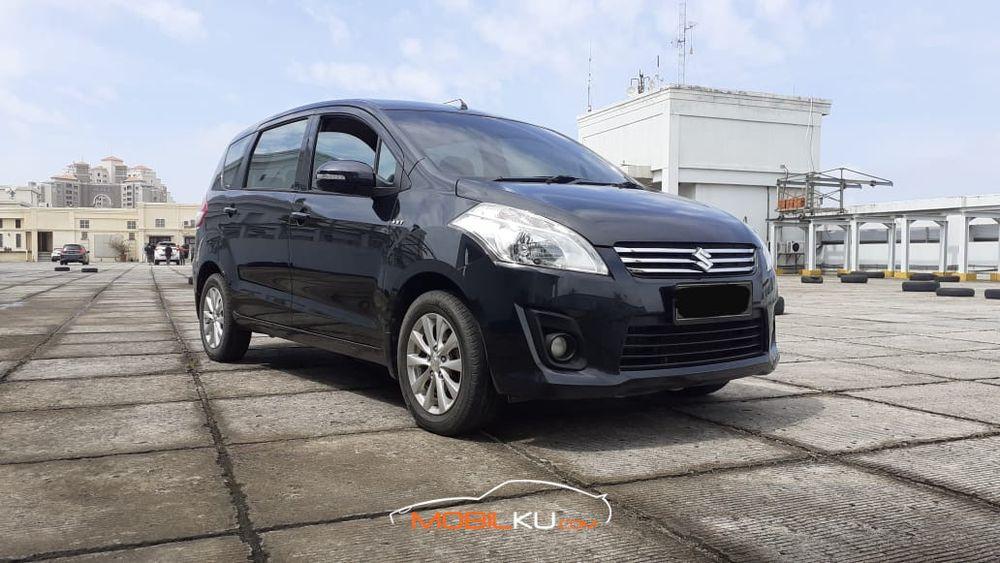 Mobil Suzuki Ertiga 2015