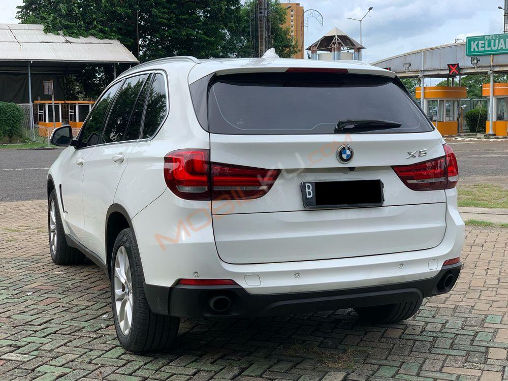 Mobil BMW X5 2016