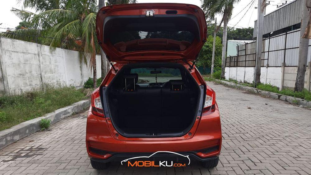 Mobil Honda Jazz 2020