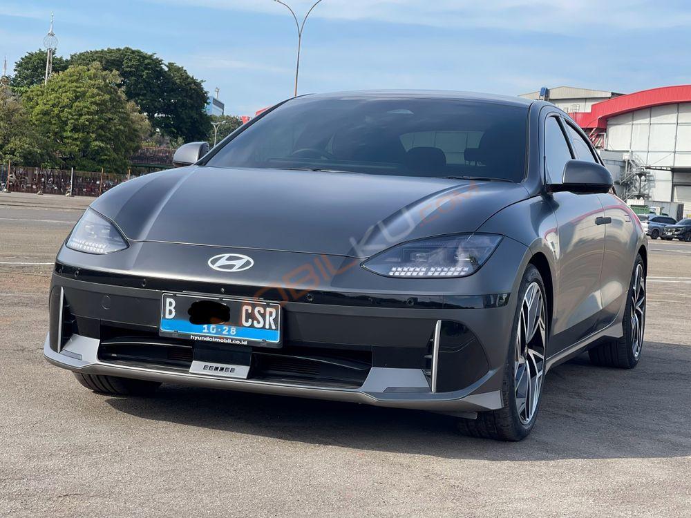 Mobil Hyundai Ioniq 6 2023