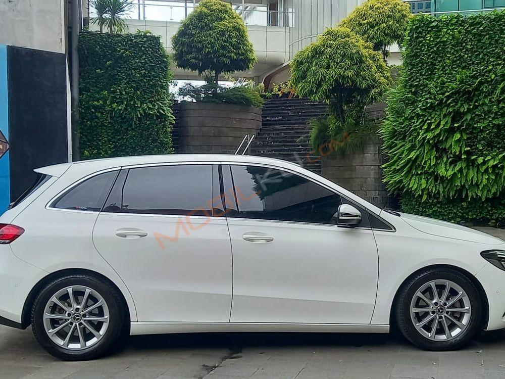 Mobil Mercedes-Benz B-Class 2018