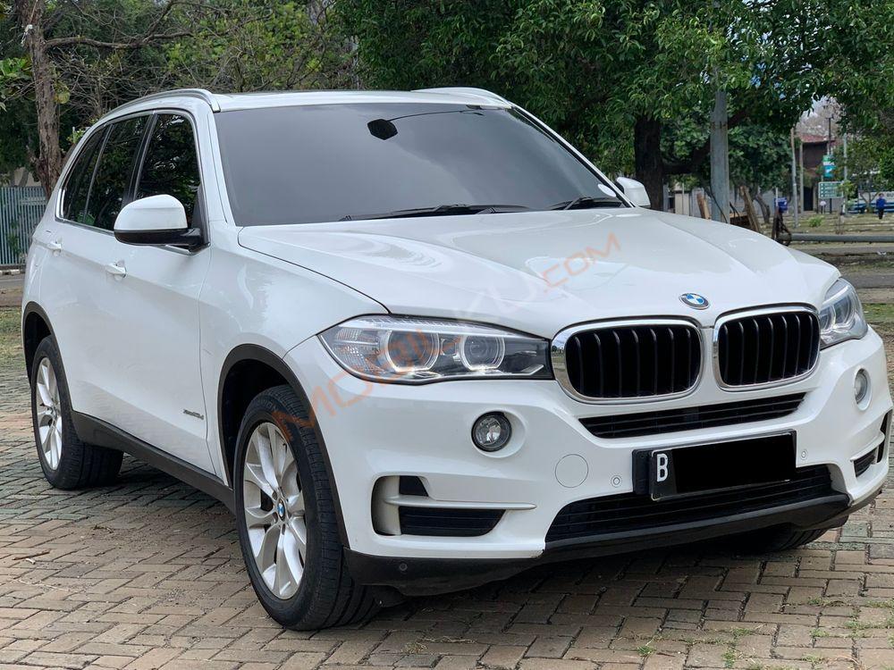 Mobil BMW X5 2016