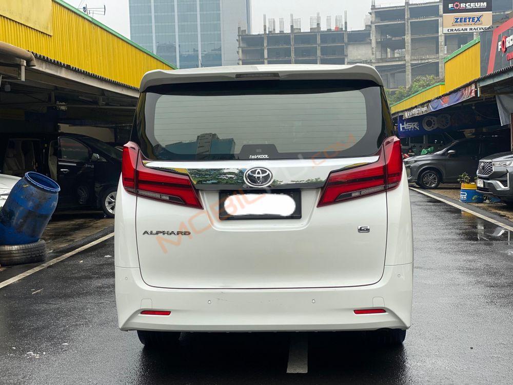 Mobil Toyota Alphard 2019