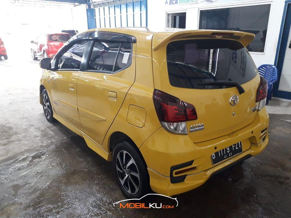 Mobil Toyota Agya 2017