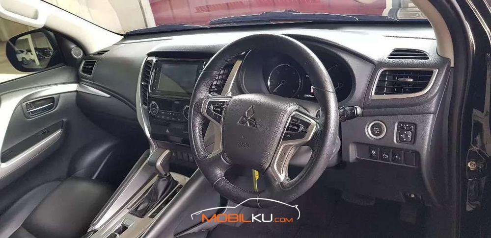 Mobil Mitsubishi Pajero Sport 2018