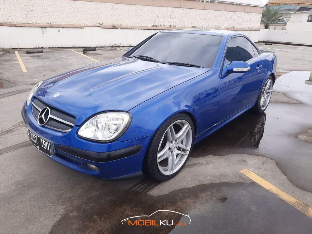 Mobil Mercedes-Benz SLK 2000