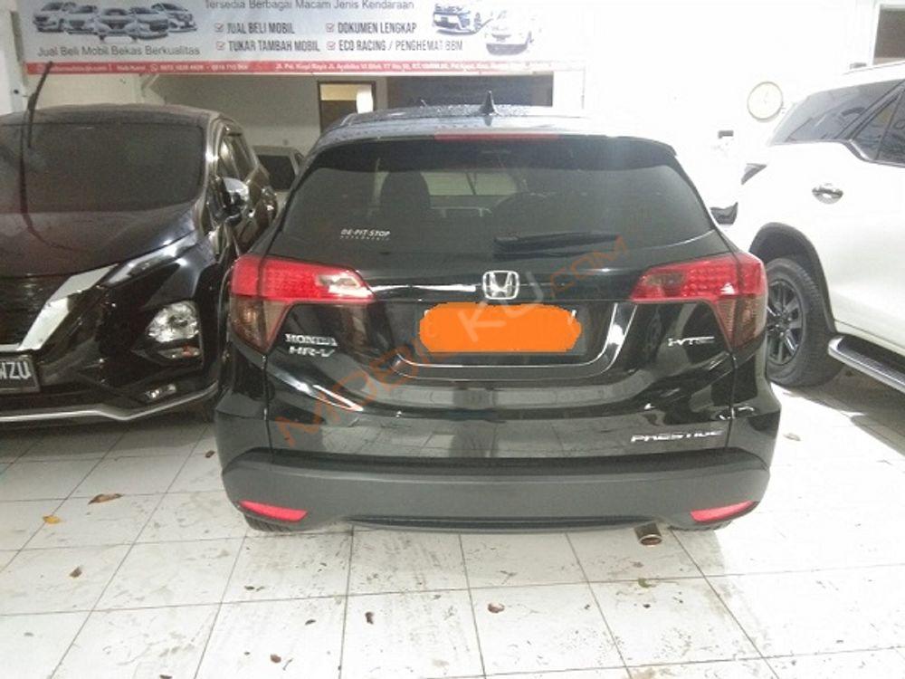 Mobil Honda HR-V 2015