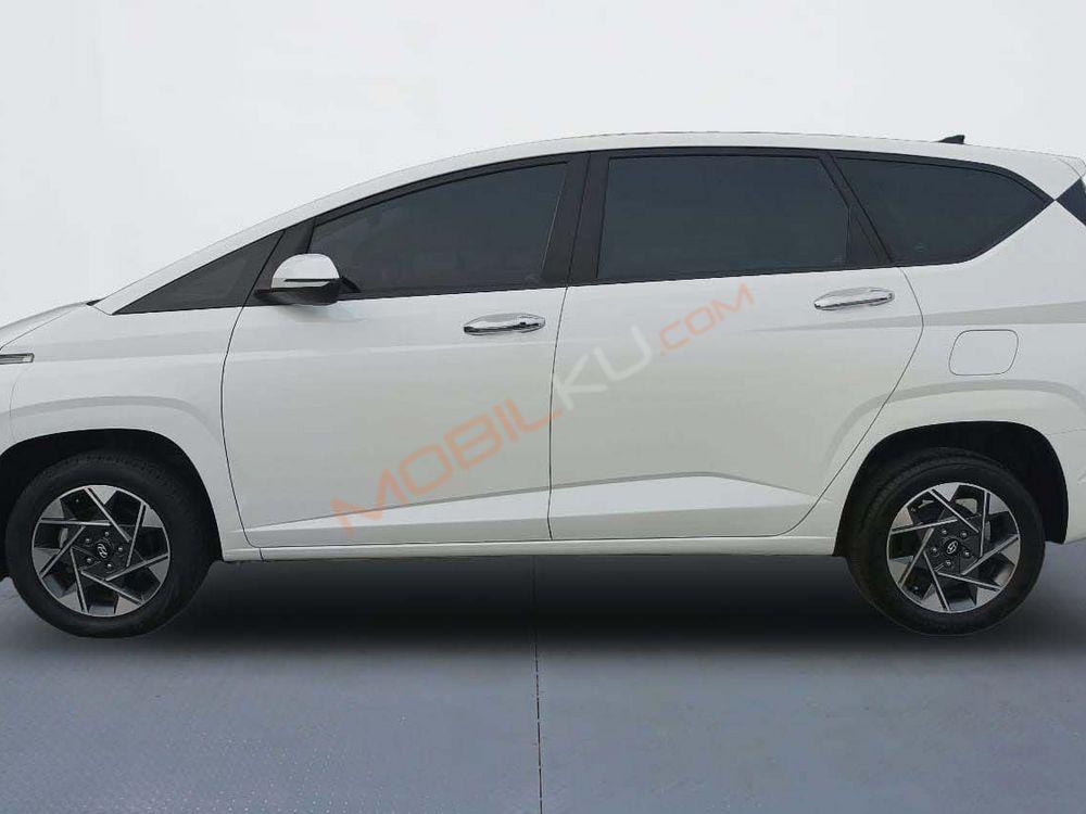 Mobil Hyundai Stargazer 2022