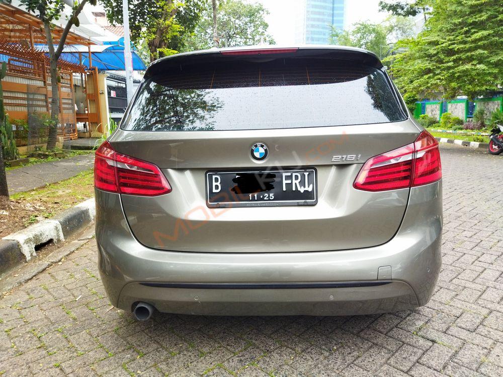 Mobil BMW 2 Series 2015