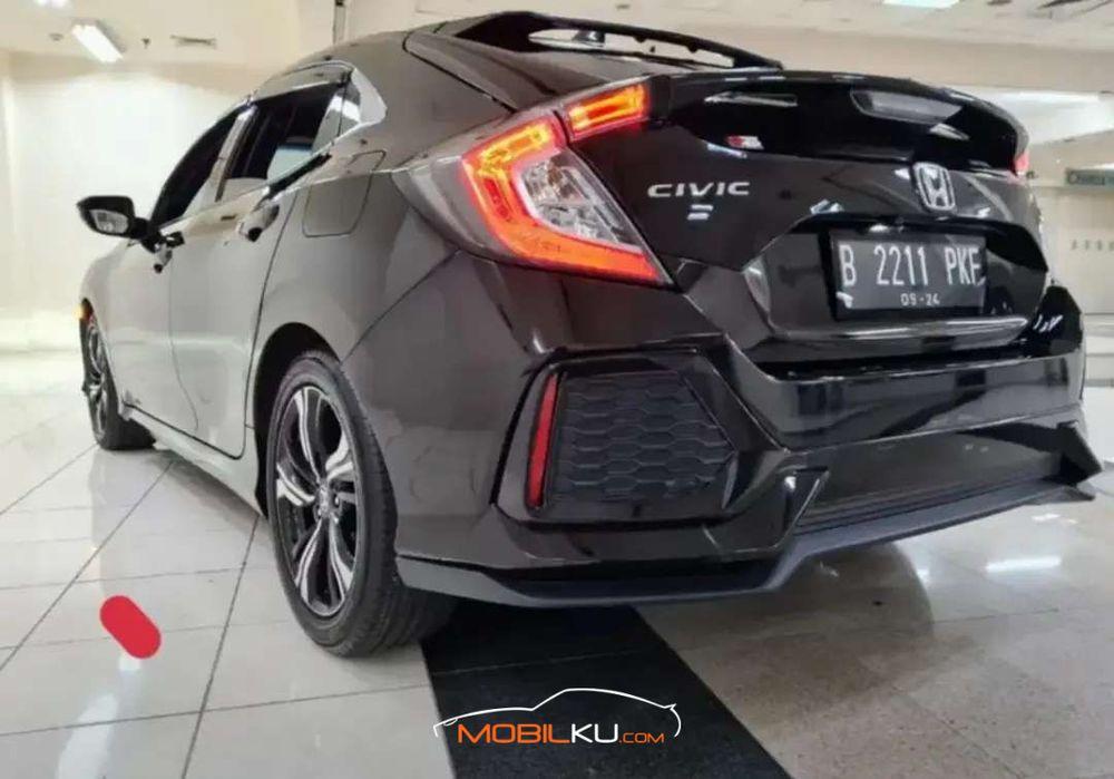 Mobil Honda Civic Sedan 2019
