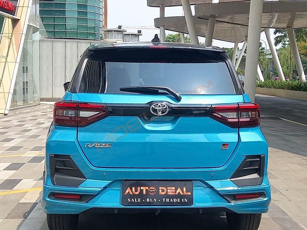 Mobil Toyota Raize 2022