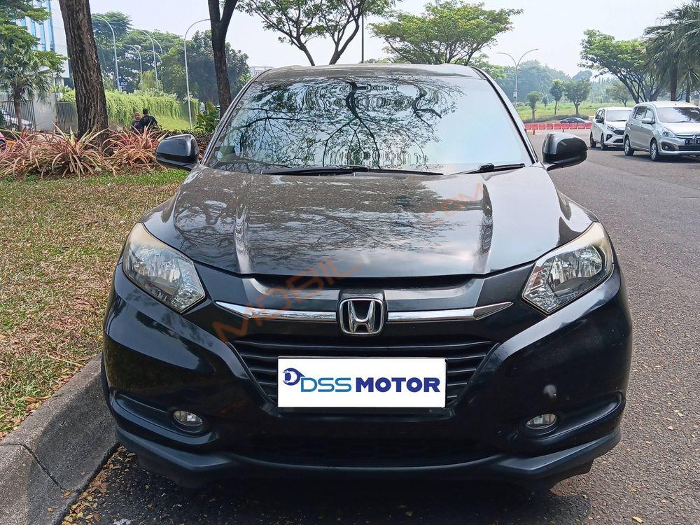 Mobil Honda HR-V 2015