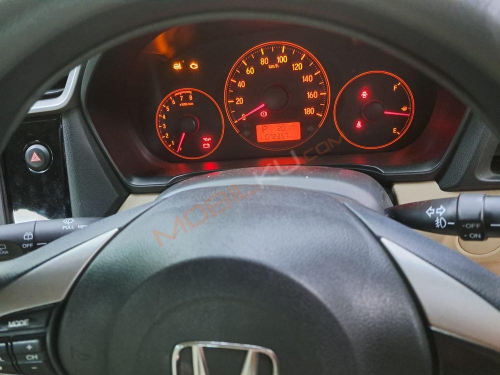 Mobil Honda Brio 2017