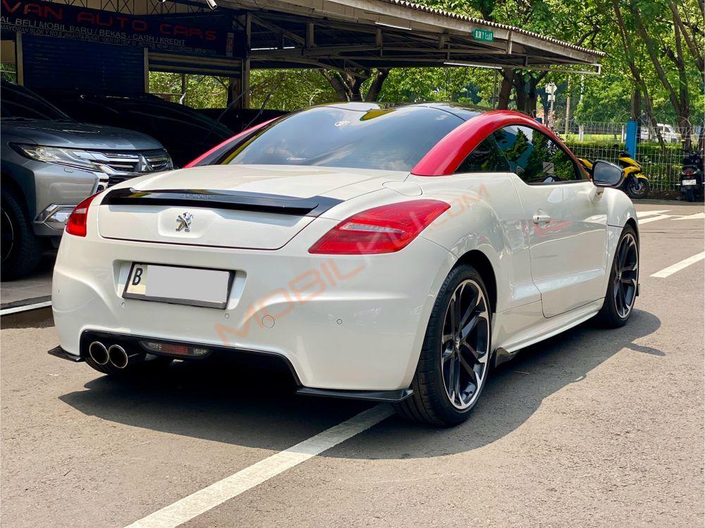 Mobil Peugeot RCZ 2012
