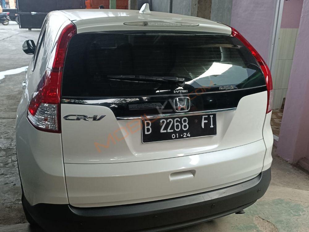 Mobil Honda CR-V 2013