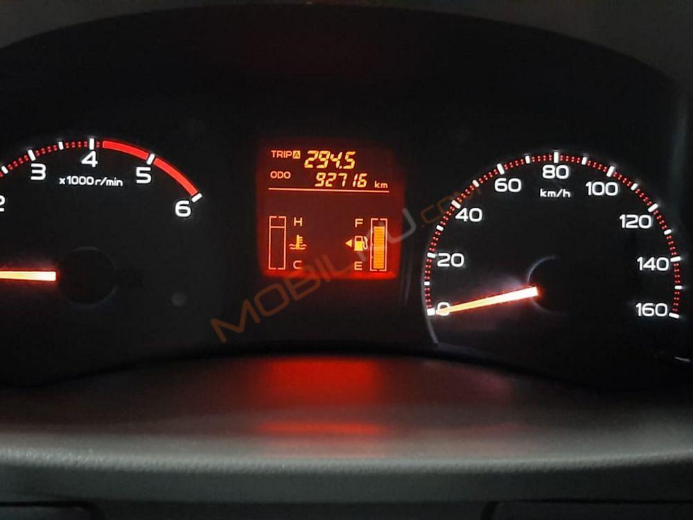 Mobil Isuzu Traga 2018