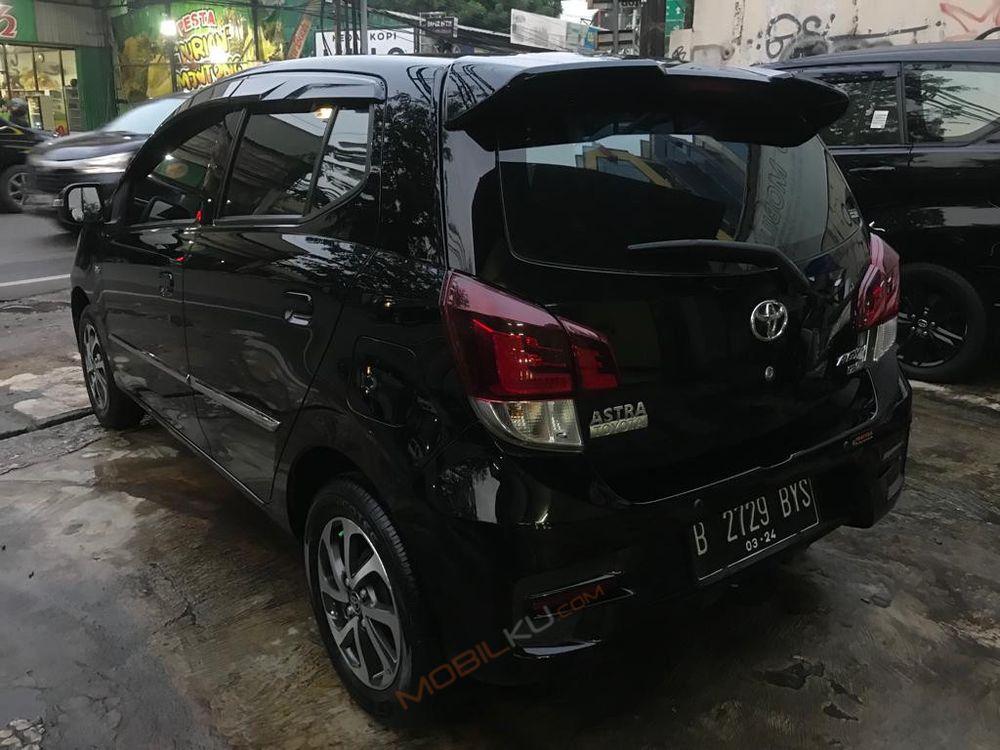 Mobil Toyota Agya 2019