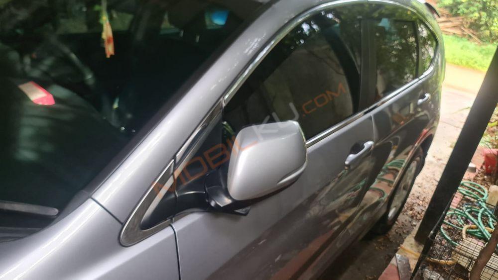 Mobil Honda CR-V 2016