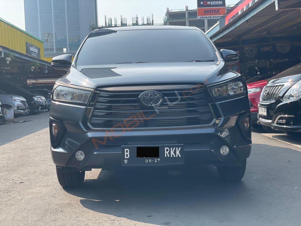 Mobil Toyota Kijang Innova 2022